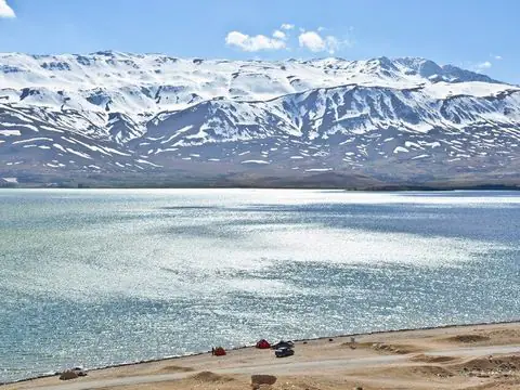 تالاب چغاخور
