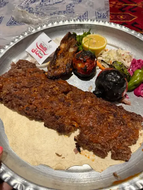 رستوران دایه