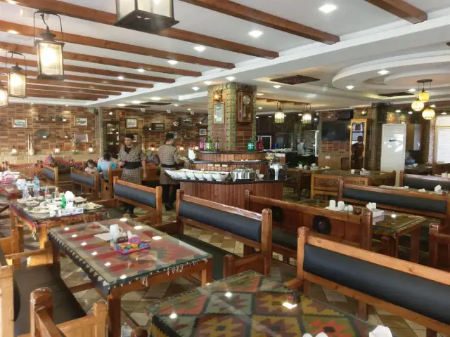 رستوران میداف