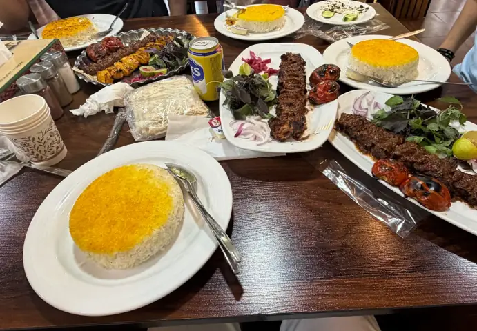 خونه رستوران ماهور